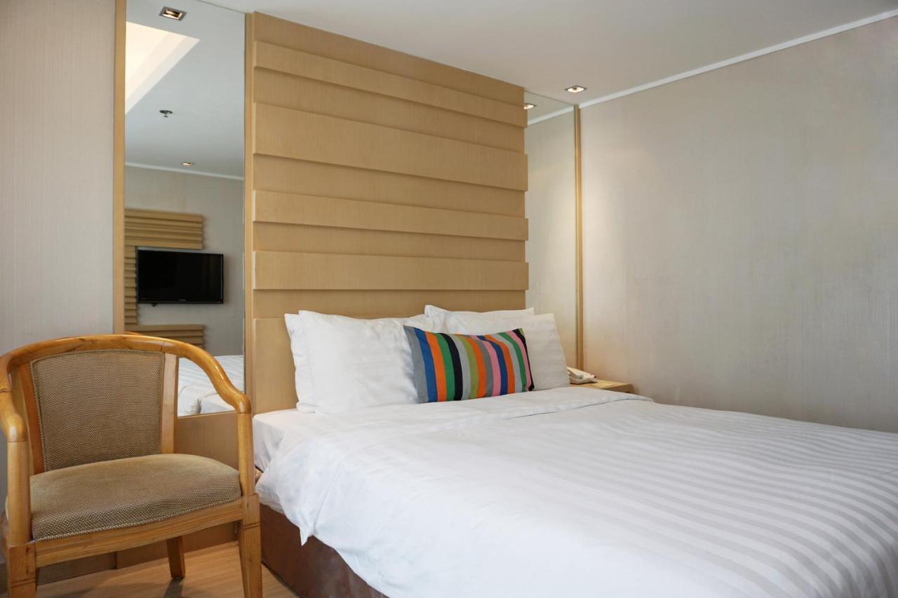 Hotel Benito Hong Kong Luaran gambar